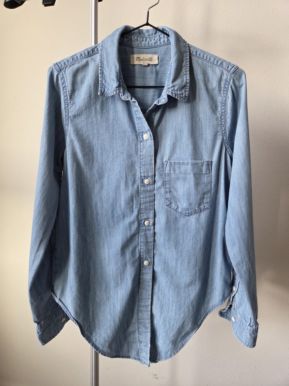 ​Madewell Light Wash Denim Chambray Long Sleeve Button Down Shirt Size S